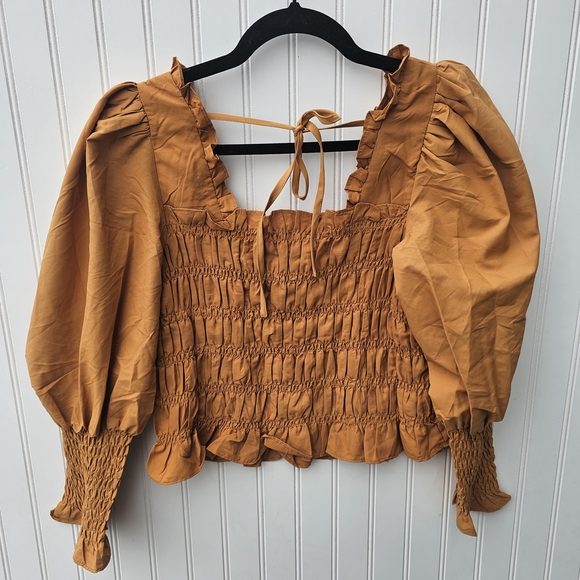 Milk & Honey Smocked Mustard/Orange Top Womens Large - Picture 2 of 2